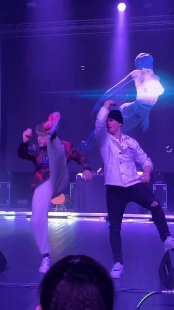 Калининград-07.01.23 #калининград #концерт #нилетто #танцоры #танец #плутто #фанклуб #pluttofamily смотреть онлайн