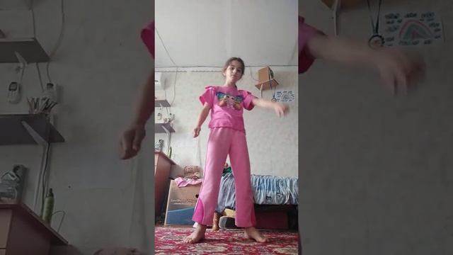 Ребзики спасибки за 10 подписчиков эта песня🎤🎤 для вас 🥰🥰
