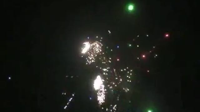 Салют на свадьбу. Набережная. www.isalutov.ru тел.: (423) 292-43-53 смотреть онлайн