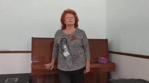 "Только позывные" читает Плуталова Нина Степановна
хор "Красная гвоздика"
авт. Михаил Дьяков