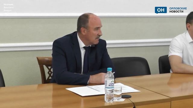 Рыбаков предложил выдать Парахину лопату, есть тот сорвет наказы избирателей