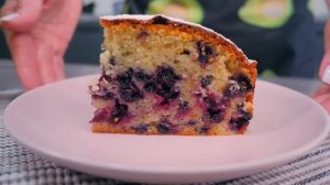 Делюсь с вами семейным рецептом пирога со смородиной. Домашние будут в восторге.