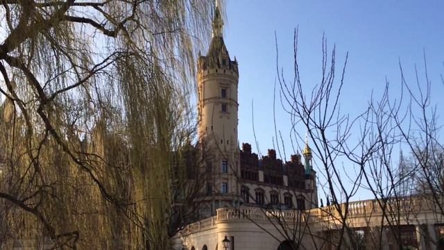 Лебеди замка Шверин смотреть онлайн