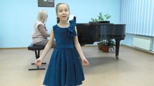 Луиза Батыр - Болгари муз., Факил Сафин сүз. 'Кулчатыр" исполняет Шаймуратова Гузель.