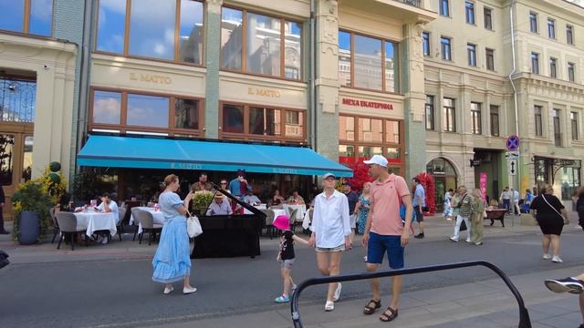 Прогулка по Большой Дмитровке на фестивале «Ешь. Гуляй. Дыши» | Москва | Moscow walk 4K 60 fps ASMR