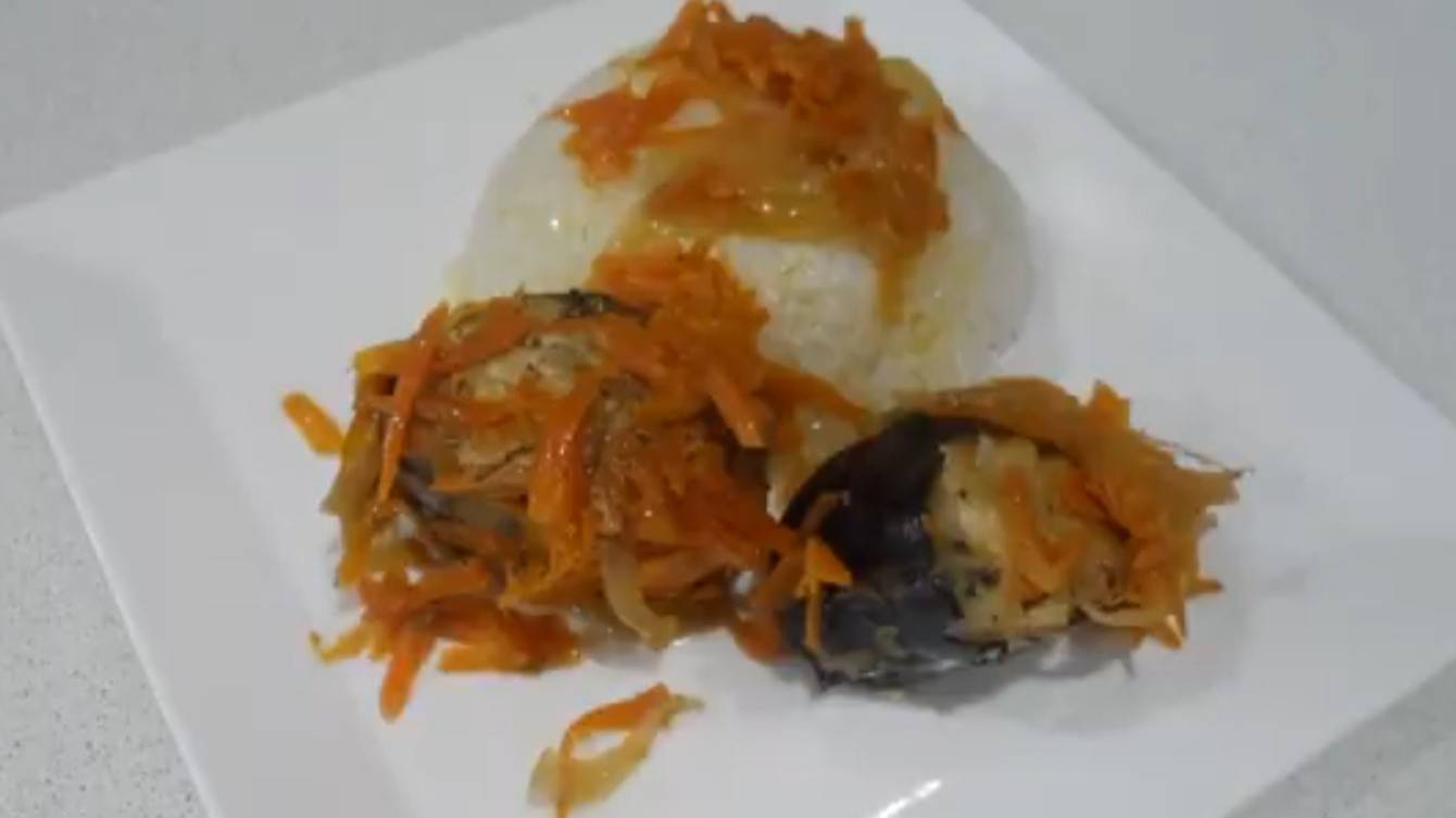 СКУМБРИЯ в ДУХОВКЕ в собственном соку в банке. Рецепт ОЧЕНЬ ВКУСНОЙ и СОЧНОЙ Скумбрии
