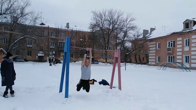STREET WORKOUT НОВАЯ СВЯЗКА НОВЫЕ ЭЛЕМЕНТЫ 💪😈🤘 смотреть онлайн