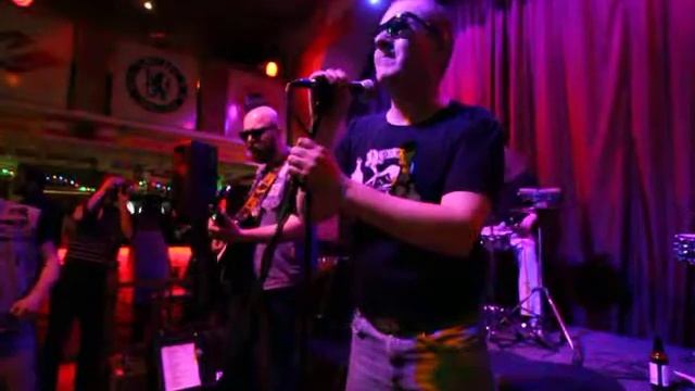 Жёлтые Fantomasы - Гуляй-бухай смотреть онлайн