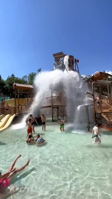 Аквапарк ‘Атлантида’ в Ялте 🔥 смотреть онлайн