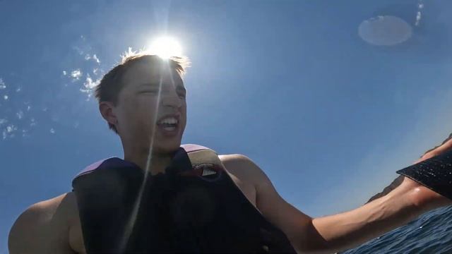 I almost fell off the raft | Monday Lake Mohave 2024 смотреть онлайн