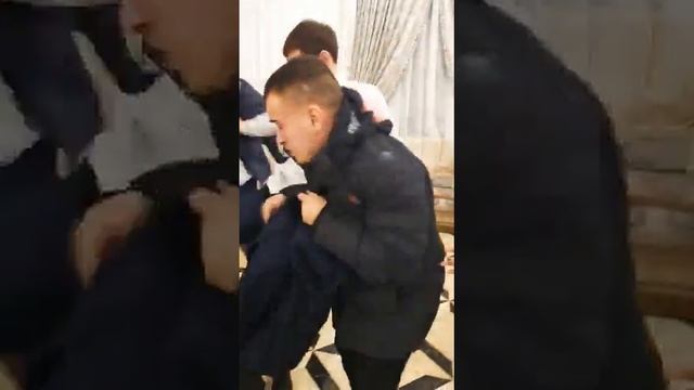 Корпоратив Акимата в Алматинской области,зам акима втыкают часть 1 смотреть онлайн