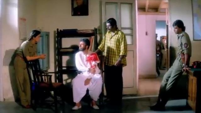 Индийский фильм Незаконнорожденный / Naajayaz 1995 смотреть онлайн