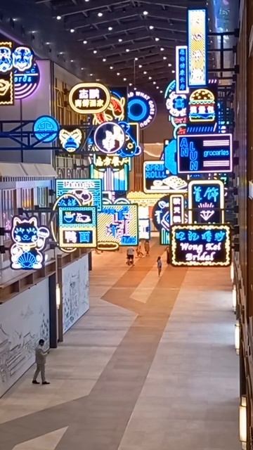 Chinatown Dubai Mall смотреть онлайн