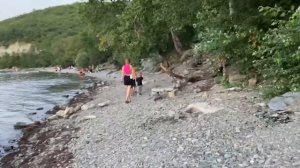 Кемпинг Абрау Дюрсо. Дикий отдых или на кемпинге? Обзор, цены, где зарядить телефоны?