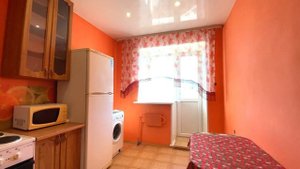 ОДНОКОМНАТНАЯ КВАРТИРА г.СУРГУТ ул.АЛЕКСАНДРА УСОЛЬЦЕВА Д.13