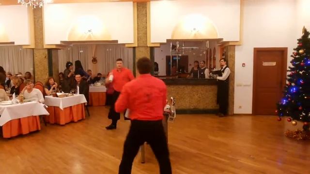 Бармен Шоу Апельсин Черкассы смотреть онлайн