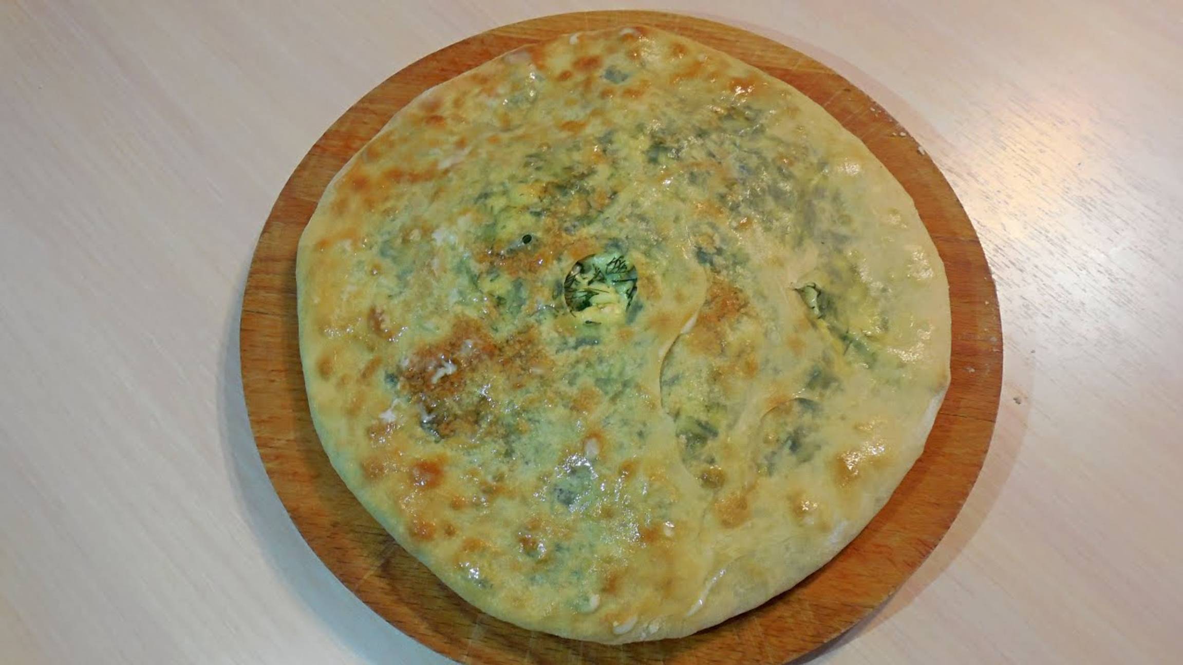 Осетинский пирог с сыром и зеленью смотреть онлайн