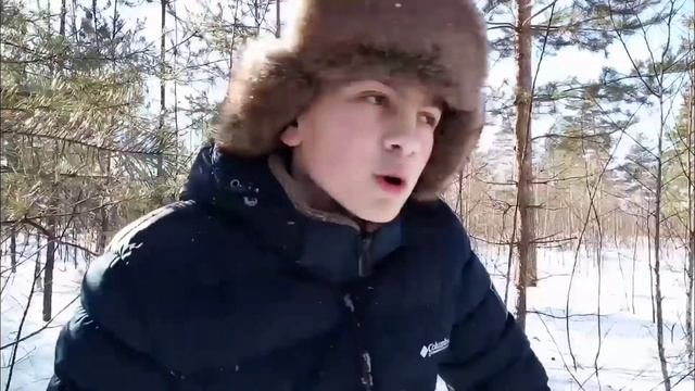 Лагерь в лесу|доделали половину крыши, и приступили к покрытию-4часть