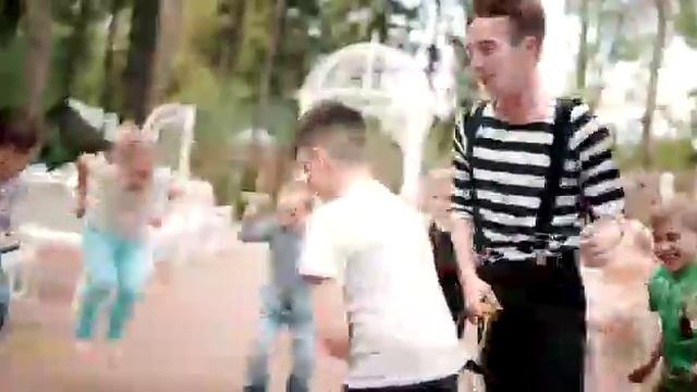 Как же круто у нас проходят выпускные! смотреть онлайн