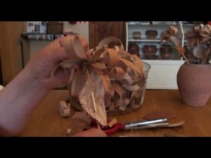 Хризантема из бересты