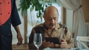 Лихач - 2,  15 серия.  Персонаж хозяин кафе.