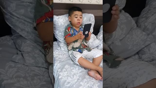 Алибобо Онаси билан гаплашди смотреть онлайн