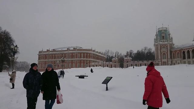 Как Москва живет после снегопада Реальность Глазами пешехода 13.02.21 смотреть онлайн