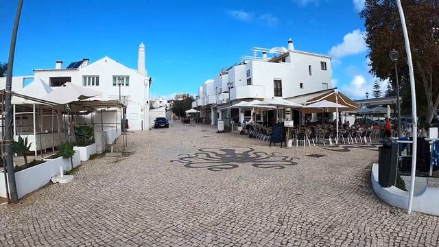 Берег Света - Praia da Luz - Лежбище Британских пенсионеров. смотреть онлайн
