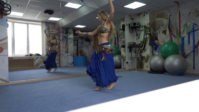 танец живота инструктор Надежда Филипповская смотреть онлайн