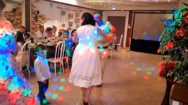 Юбилей Светланы. Ведущий Серёжечкин Роман. Ведущий в Ростове. Ведущий на свадьбу. Ведущий на юбилей смотреть онлайн