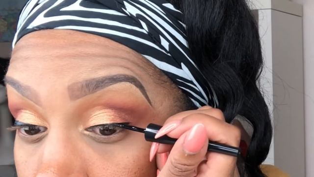 HOW TO | RED LIP MAKEUP LOOK USING FENTY BEAUTY STUNNA LIP PAINT!! смотреть онлайн