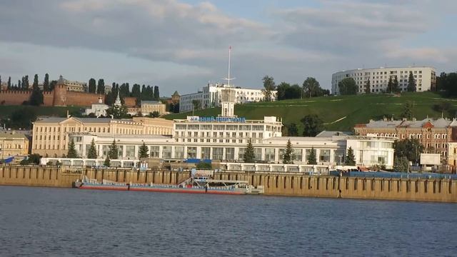 Панорама Нижнего Новгорода с Теплохода "Михаил Булгаков" смотреть онлайн