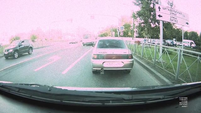 автохамы Кронштадт,Санкт-Петербург. (Скорая! На красный без маячков) смотреть онлайн