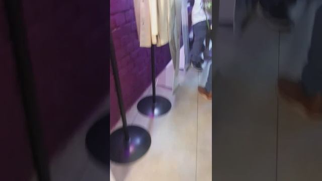 Я съездила в K-pop кафе 🇰🇷✨ #р_е_к_о_м_е_н_д_а_ц_и_и_ #глобальныерекомендации смотреть онлайн