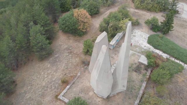 едно кратко видео за красива България. A short video about beautiful Bulgaria (музика adiemus) смотреть онлайн