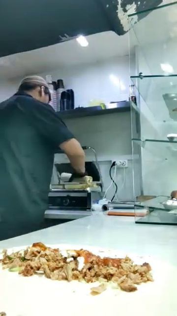 шаурма от кафе весна добро пожаловать💥🔥🔥💪 смотреть онлайн