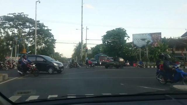 Трафик на Бали смотреть онлайн