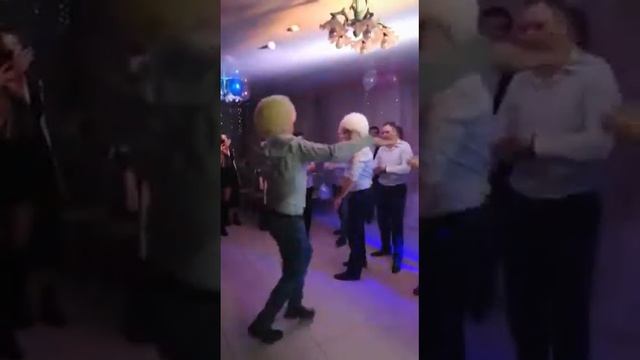 #Лезгинка на свадьбе... смотреть онлайн