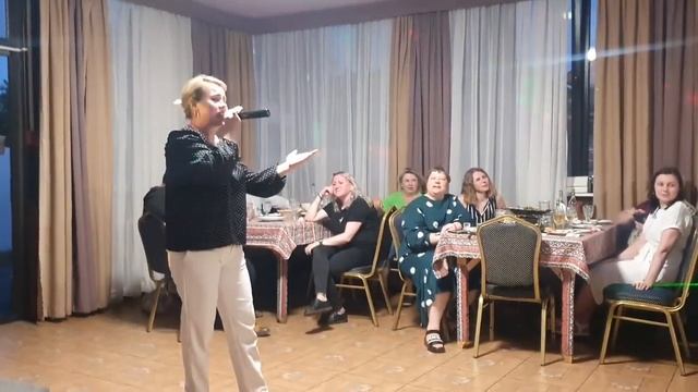 Ретро хит от Инны Бружас в кафе Каспий смотреть онлайн