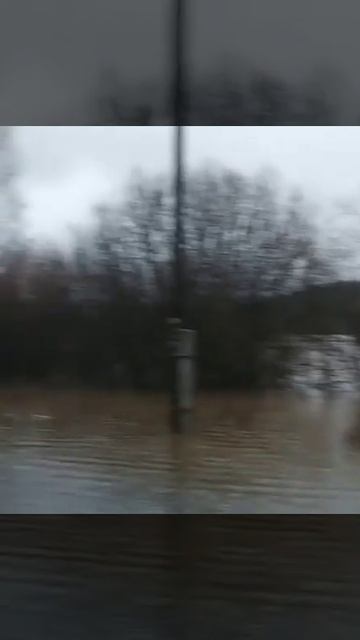 Размытие дороги Любытино -- Неболчи в Новгородской области смотреть онлайн