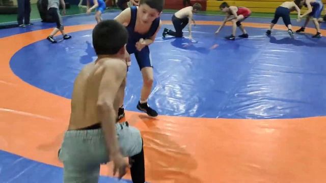 Товарищеская встреча Агвали- Ботлих. 13-03-2020 год.(4) смотреть онлайн