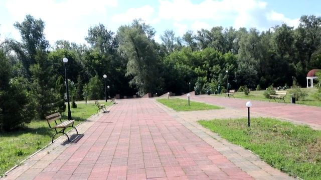 Как власть транжирит труд студентов и деньги на ветер. Уральск смотреть онлайн