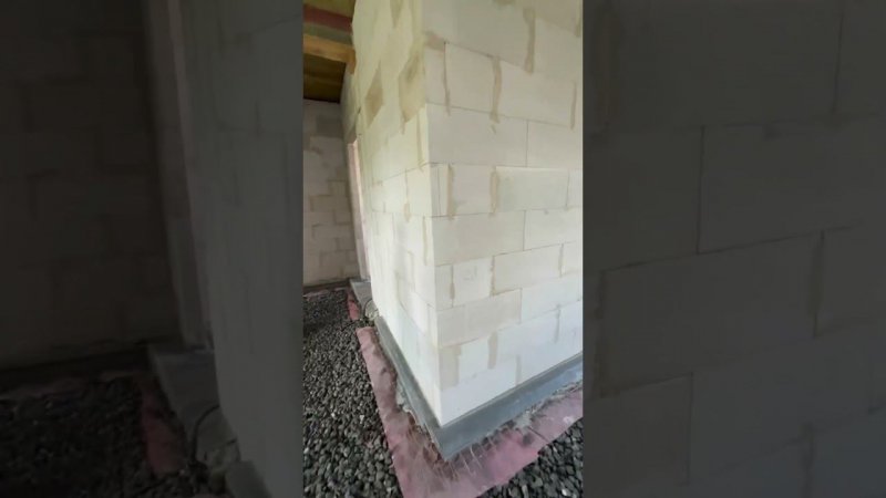 ИНТЕРЕСНЫЕ РЕШЕНИЯ в доме из газоблока #строительнаякомпания #строительствочастныхдомов #фундамент