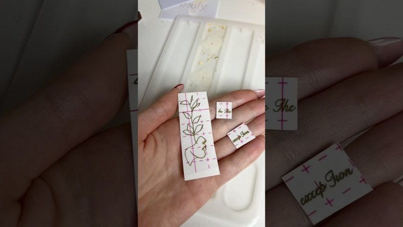 Нежная закладка из смолы #эпоксиднаясмола #epoxy #bookmark