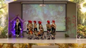 "Отражение мечты или сказочные повороты судьбы" танец ансамбля "Очарование"