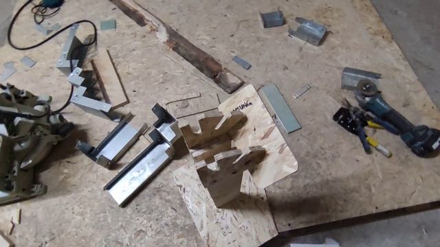 Трехпозиционный штатив для телефона. Своими граблями. Tripod for phone DIY