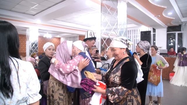 Артур & Айназик ресторан 1 смотреть онлайн