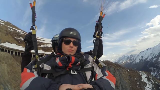 30042019 6 gudauri paragliding полет гудаури بالمظلات، جورجيا بالمظلات gudauriparagliding com смотреть онлайн