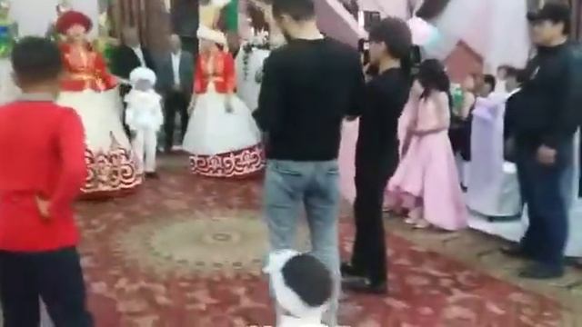 Керемет сундет той Адилхан Арсен смотреть онлайн