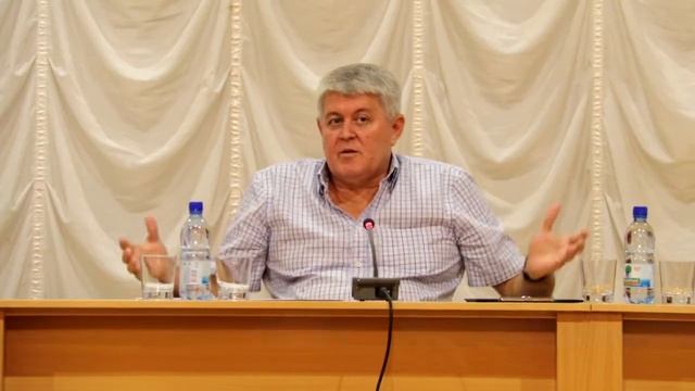 Глава курорта ответил на вопросы учителей смотреть онлайн